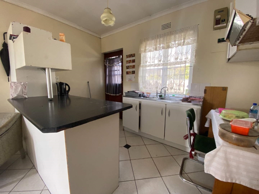 3 Bedroom Property for Sale in Wetton Western Cape